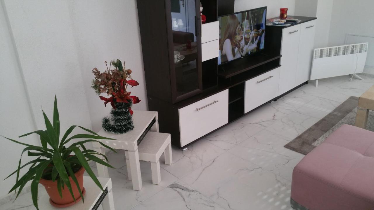Xxl Apartments City Centar 1 Bitola Esterno foto